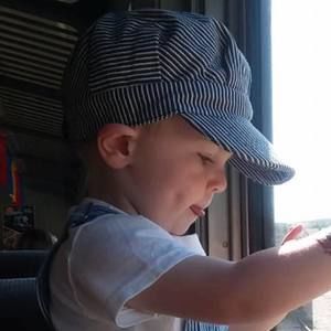 Meet your Posher, Lorie n